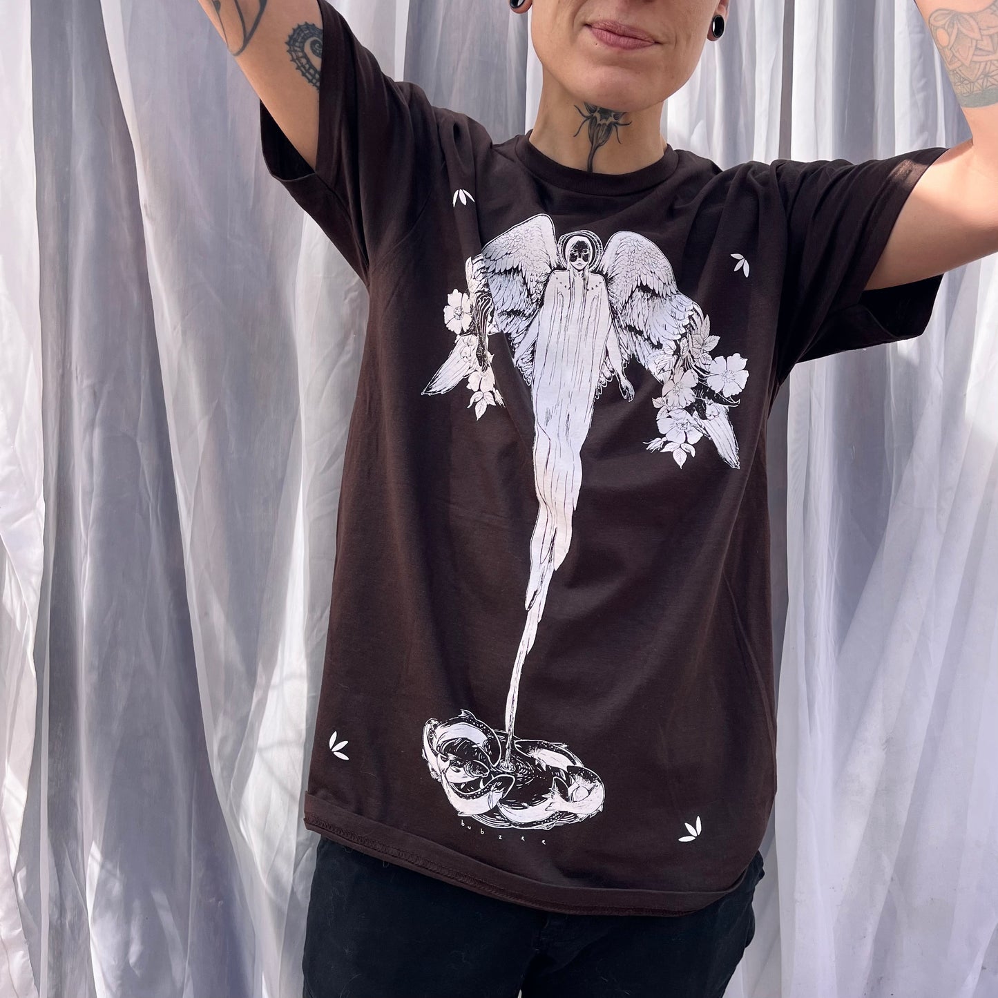 well maiden's rise t-shirt in brown